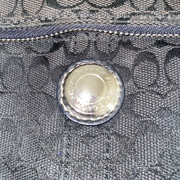 Coach Logo Purse - Picture 4 of 9